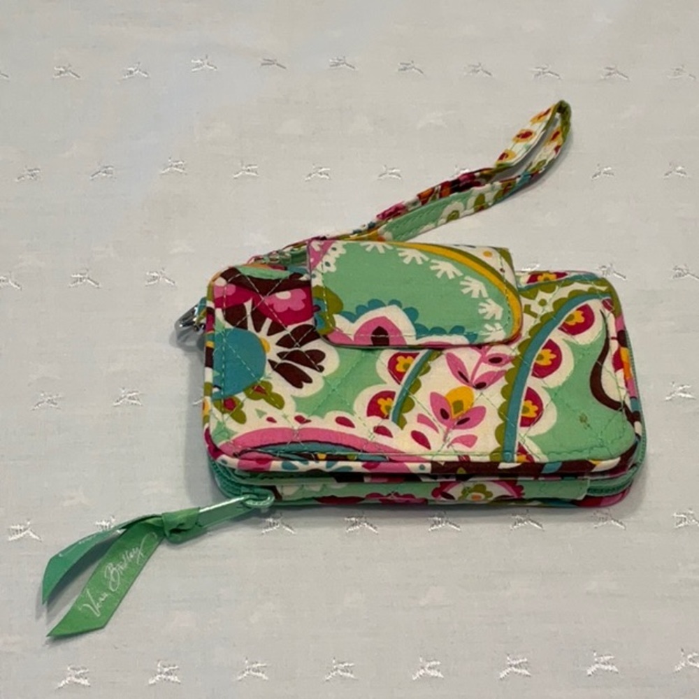 Vera Bradley Wristlet Tutti Frutti